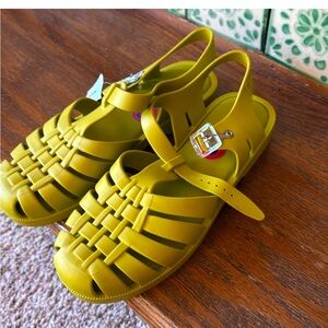 Melissa Posession jelly sandal for women size 6 . cool green color!